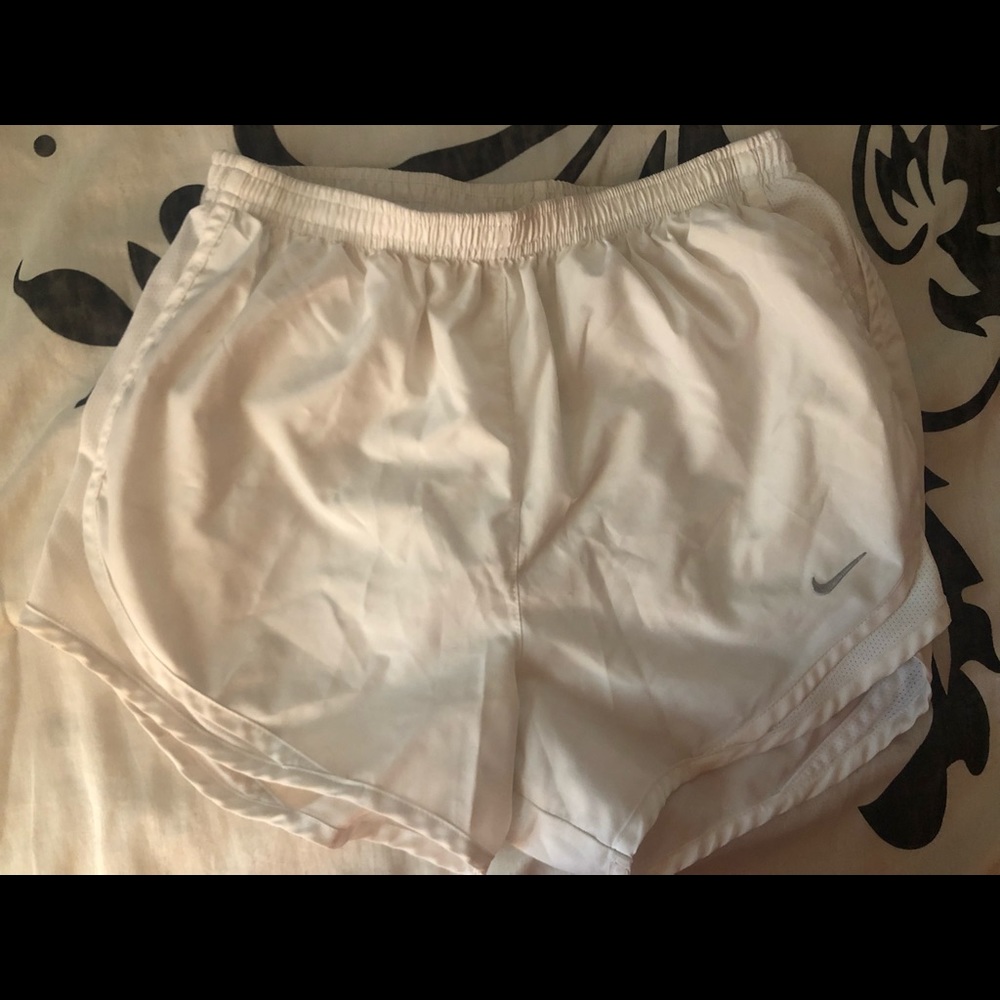 Women’s Nike tempo shorts